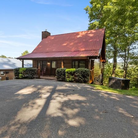 Baloo'S Bungalow Gatlinburg Exterior photo