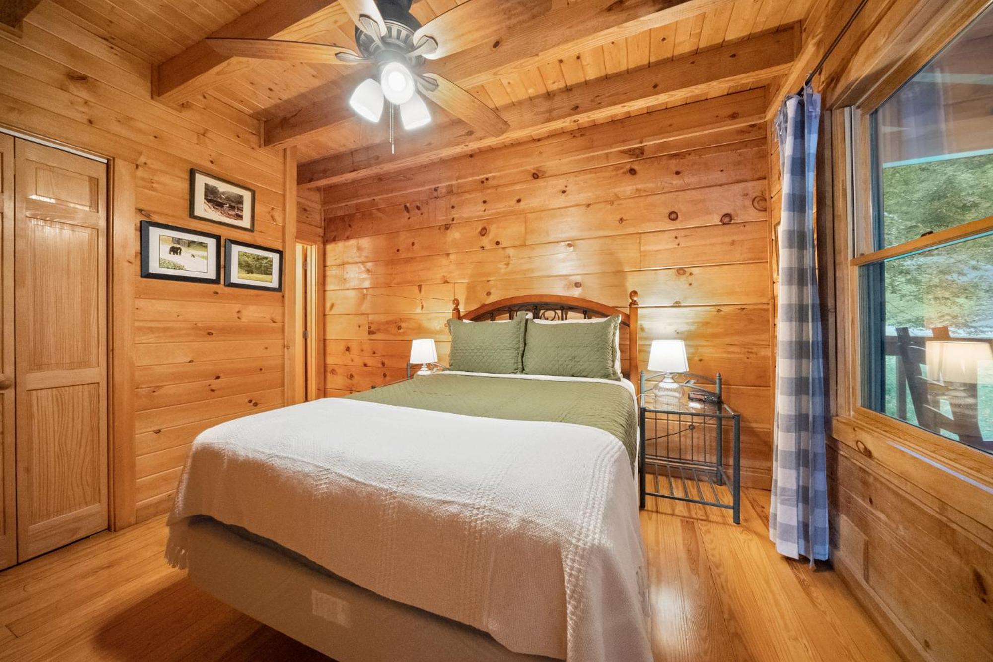 Baloo'S Bungalow Gatlinburg Exterior photo